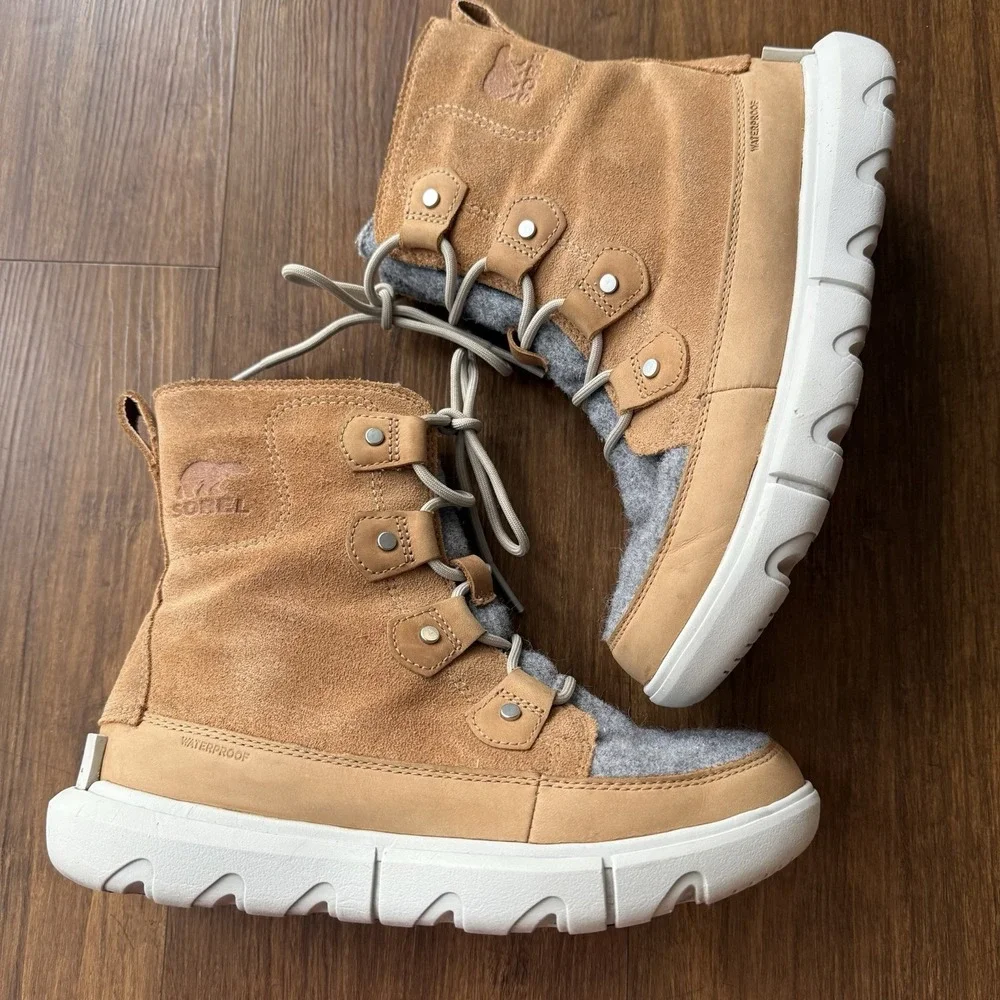 SOREL Explorer II Joan Waterproof Boot Womens 7 Tan Suede Lace Up Winter Rain